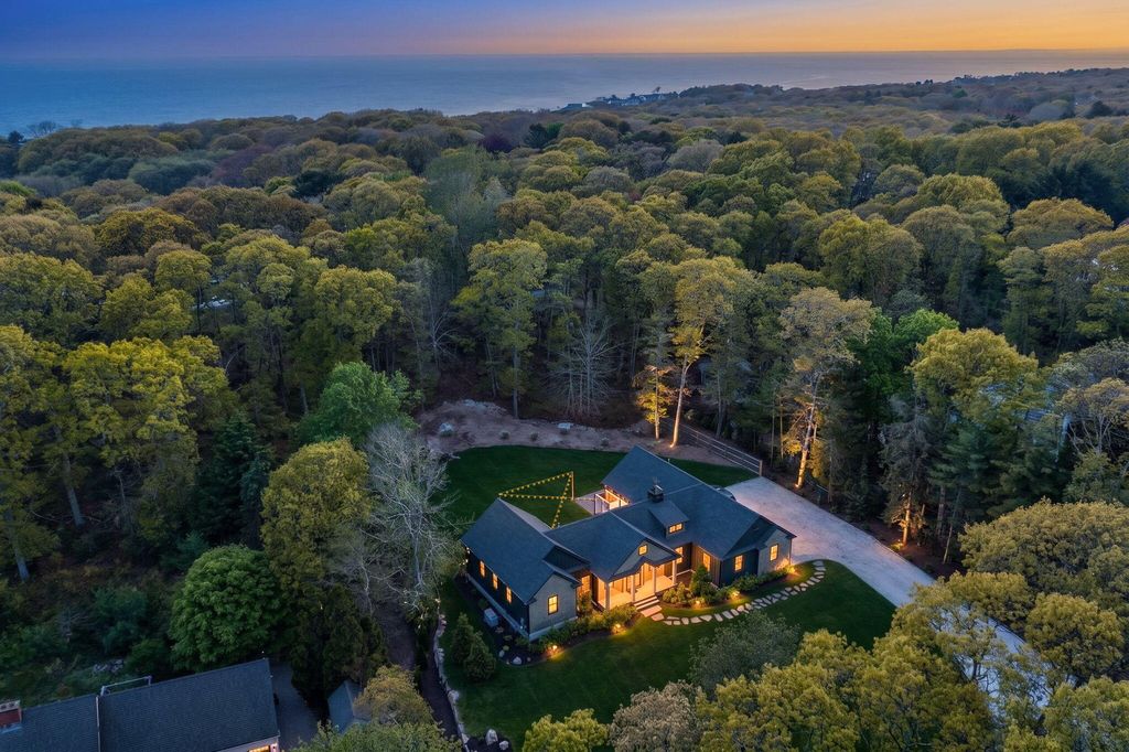 27 Evangeline Road, Falmouth, MA 02540