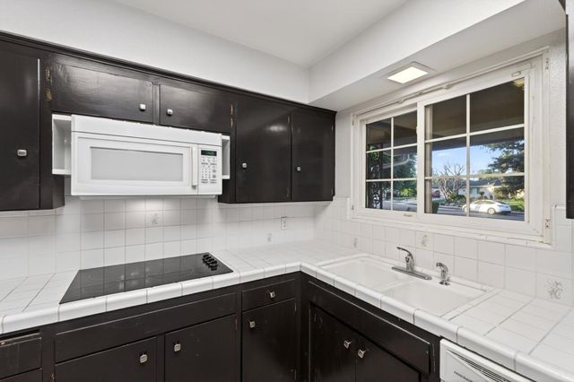 4667 N Bengston Avenue, Fresno, CA 93705