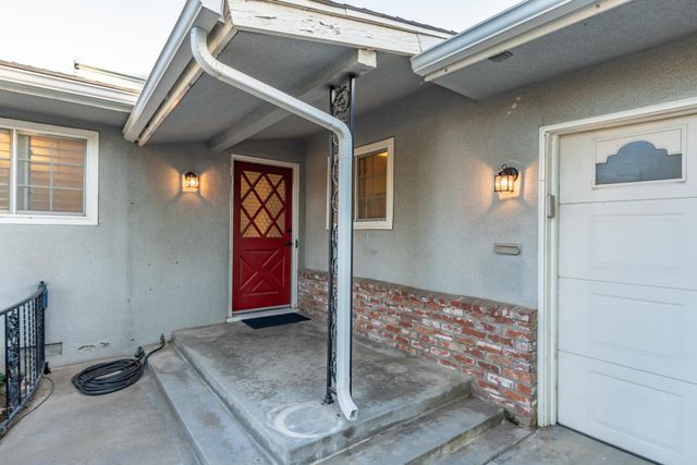 4667 N Bengston Avenue, Fresno, CA 93705