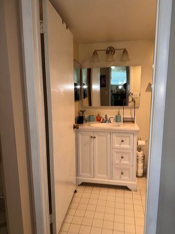 6698 10th Avenue N 106, Lake Worth, FL 33467