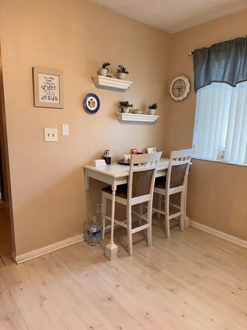 6698 10th Avenue N 106, Lake Worth, FL 33467