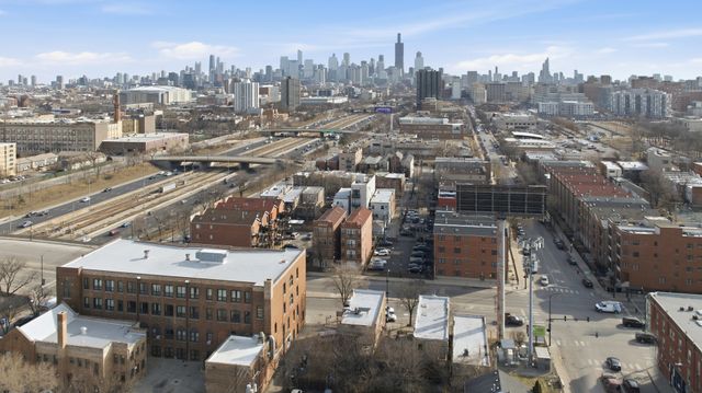 518 S Western Avenue, Chicago, IL 60612