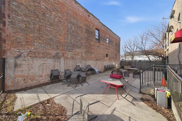 518 S Western Avenue, Chicago, IL 60612