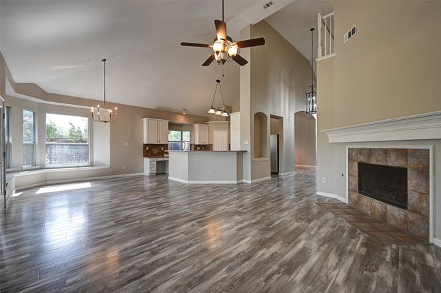 7500 Parkgate Drive, Fort Worth, TX 76137
