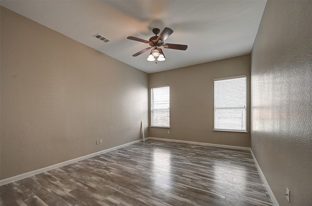 7500 Parkgate Drive, Fort Worth, TX 76137