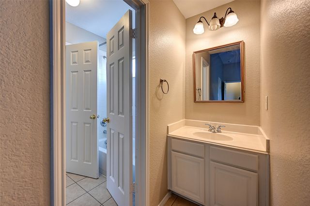 7500 Parkgate Drive, Fort Worth, TX 76137