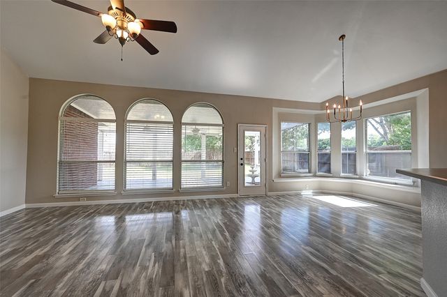 7500 Parkgate Drive, Fort Worth, TX 76137