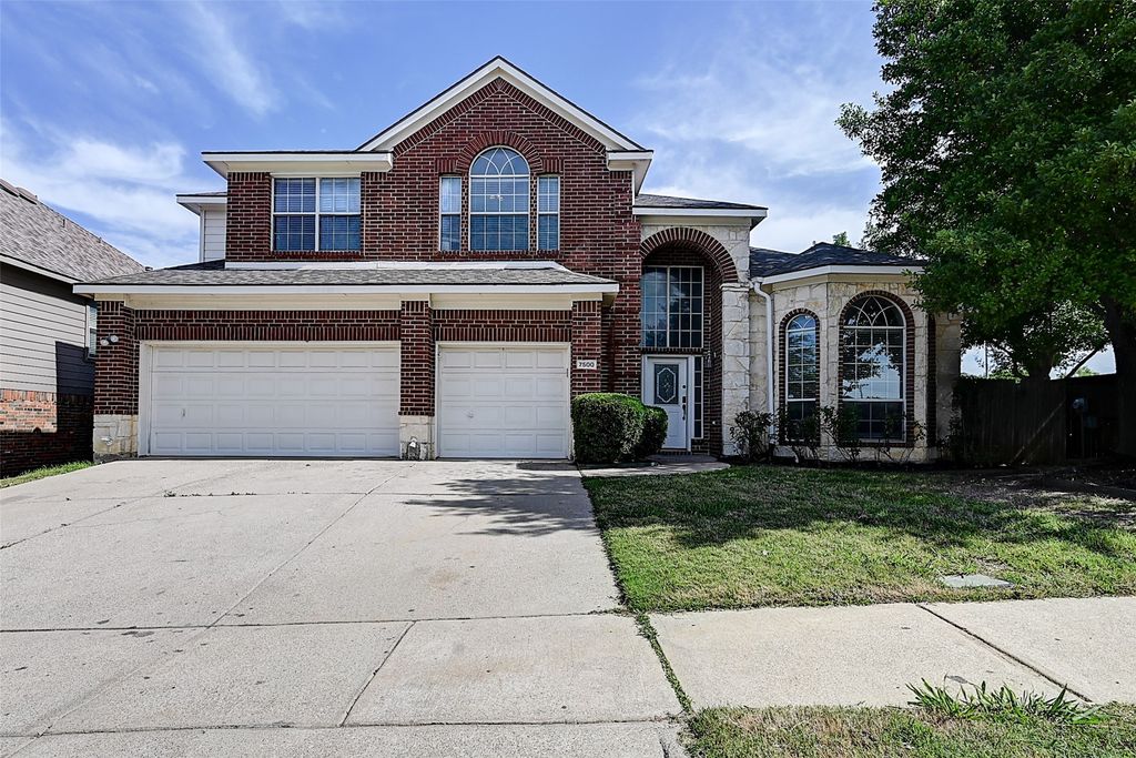 7500 Parkgate Drive, Fort Worth, TX 76137