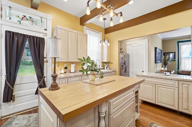 2344 Norwood Avenue, Norwood, OH 45212