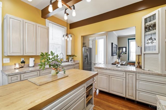 2344 Norwood Avenue, Norwood, OH 45212