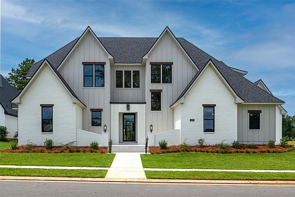 1012 Horizon Hill Drive, Shreveport, LA 71106