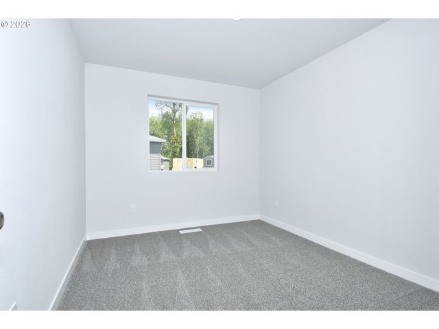 749 Ne 13TH St, Battle Ground, WA 98604