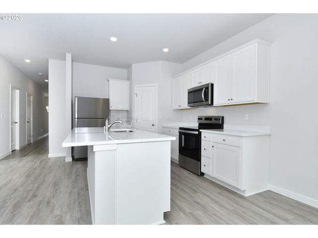 749 Ne 13TH St, Battle Ground, WA 98604