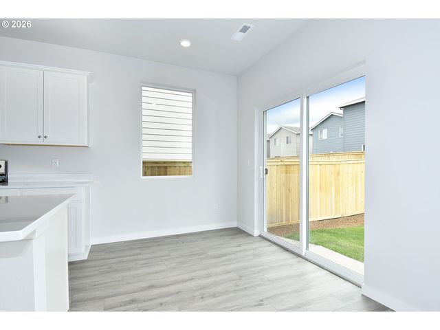 749 Ne 13TH St, Battle Ground, WA 98604