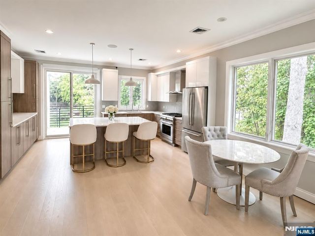 2195 Linwood Avenue, Fort Lee, NJ 07024