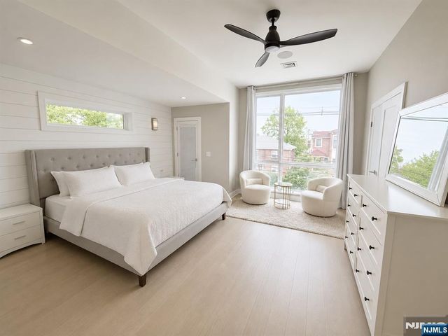 2195 Linwood Avenue, Fort Lee, NJ 07024