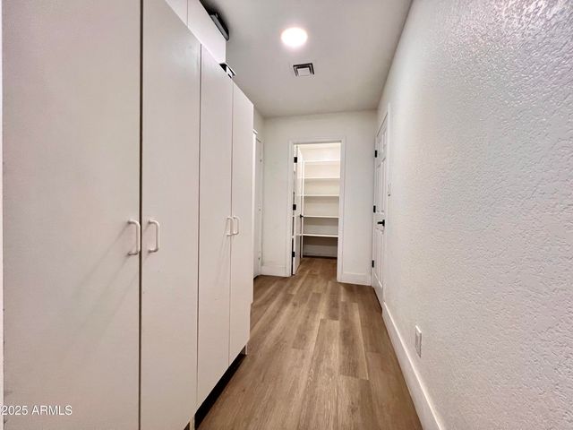 625 N 38TH Street N, Mesa, AZ 85205