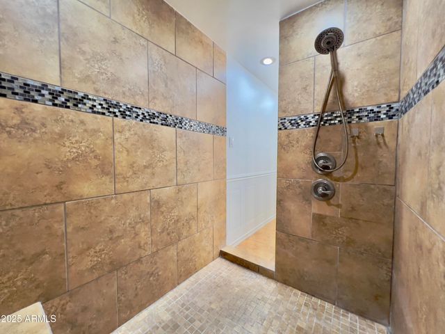 625 N 38TH Street N, Mesa, AZ 85205