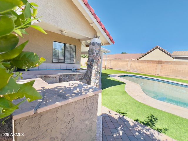 625 N 38TH Street N, Mesa, AZ 85205