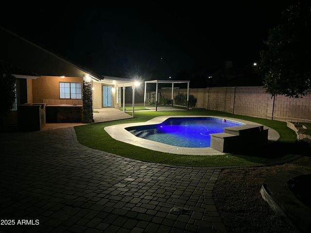 625 N 38TH Street N, Mesa, AZ 85205