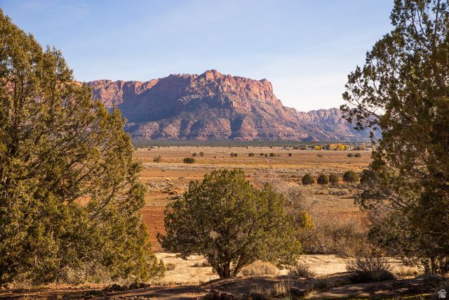 2591 S DESERT DR, Apple Valley, UT 84737