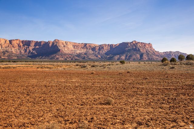 2591 S DESERT DR, Apple Valley, UT 84737