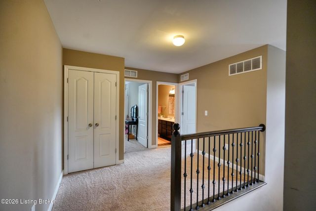 9105 Blue Boulder Ct, Louisville, KY 40291