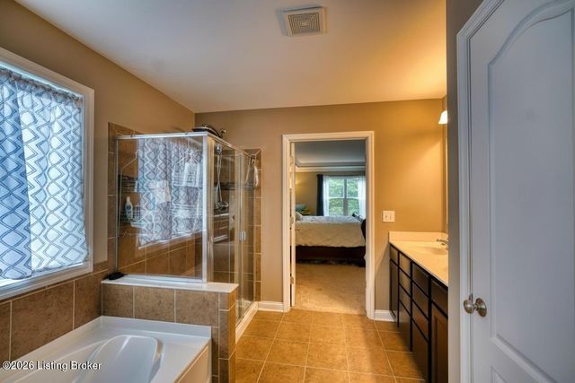 9105 Blue Boulder Ct, Louisville, KY 40291