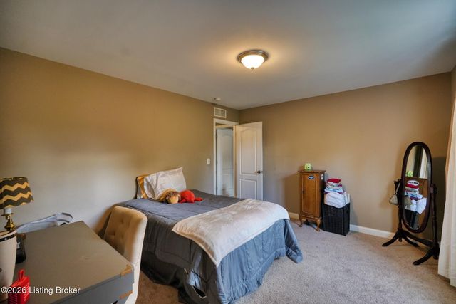 9105 Blue Boulder Ct, Louisville, KY 40291