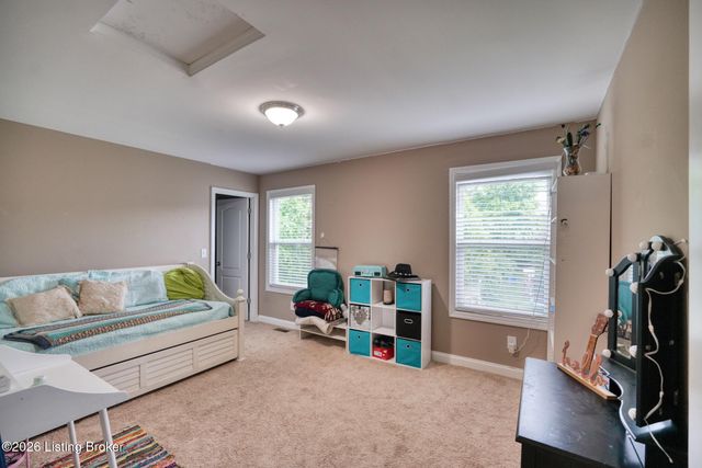 9105 Blue Boulder Ct, Louisville, KY 40291