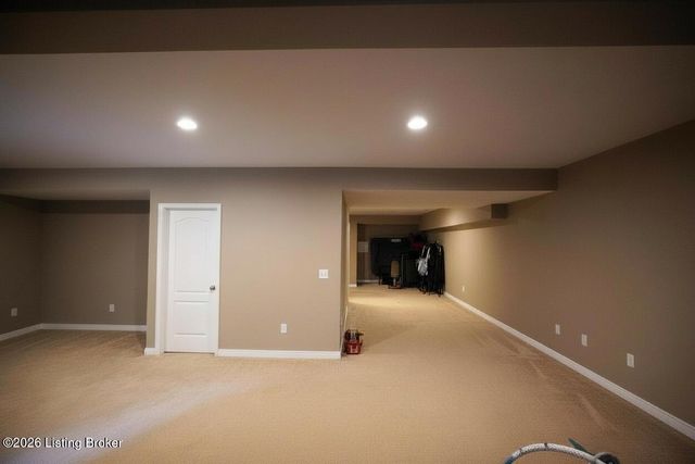9105 Blue Boulder Ct, Louisville, KY 40291