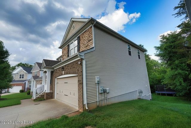 9105 Blue Boulder Ct, Louisville, KY 40291