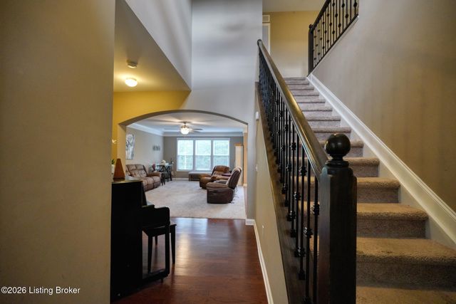 9105 Blue Boulder Ct, Louisville, KY 40291