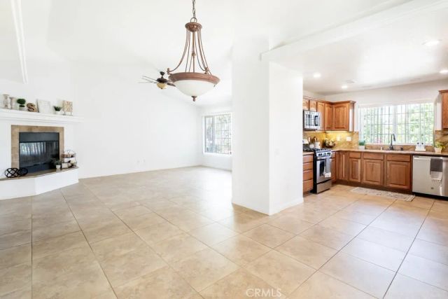 7714 Grand Avenue, Yucca Valley, CA 92284