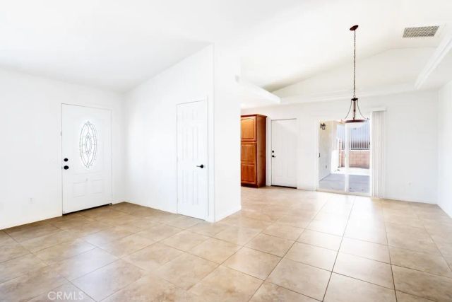 7714 Grand Avenue, Yucca Valley, CA 92284