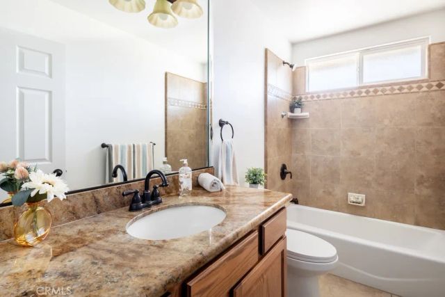 7714 Grand Avenue, Yucca Valley, CA 92284