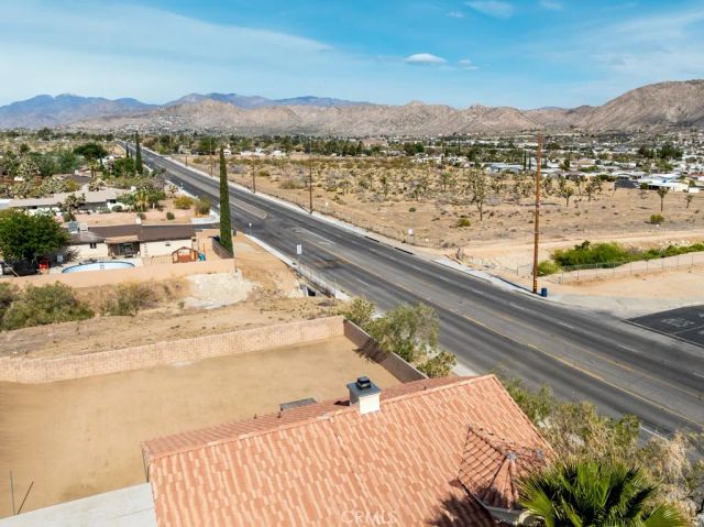 7714 Grand Avenue, Yucca Valley, CA 92284