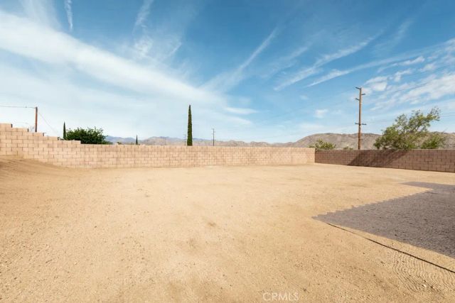 7714 Grand Avenue, Yucca Valley, CA 92284