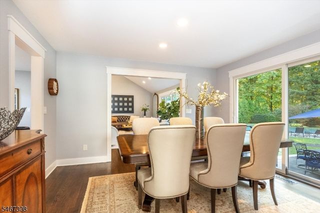 4 Walton Ln, Livingston Twp., NJ 07039
