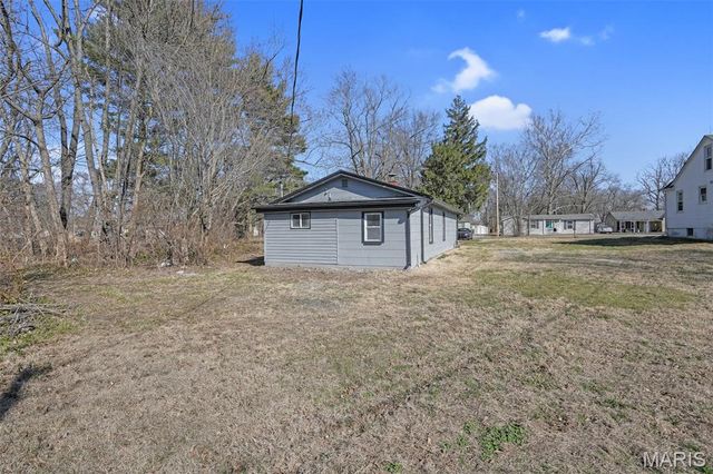 6 Irma Lane, Fairview Heights, IL 62208