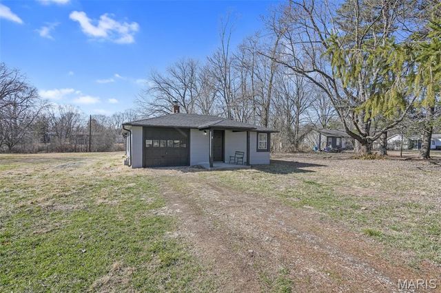 6 Irma Lane, Fairview Heights, IL 62208