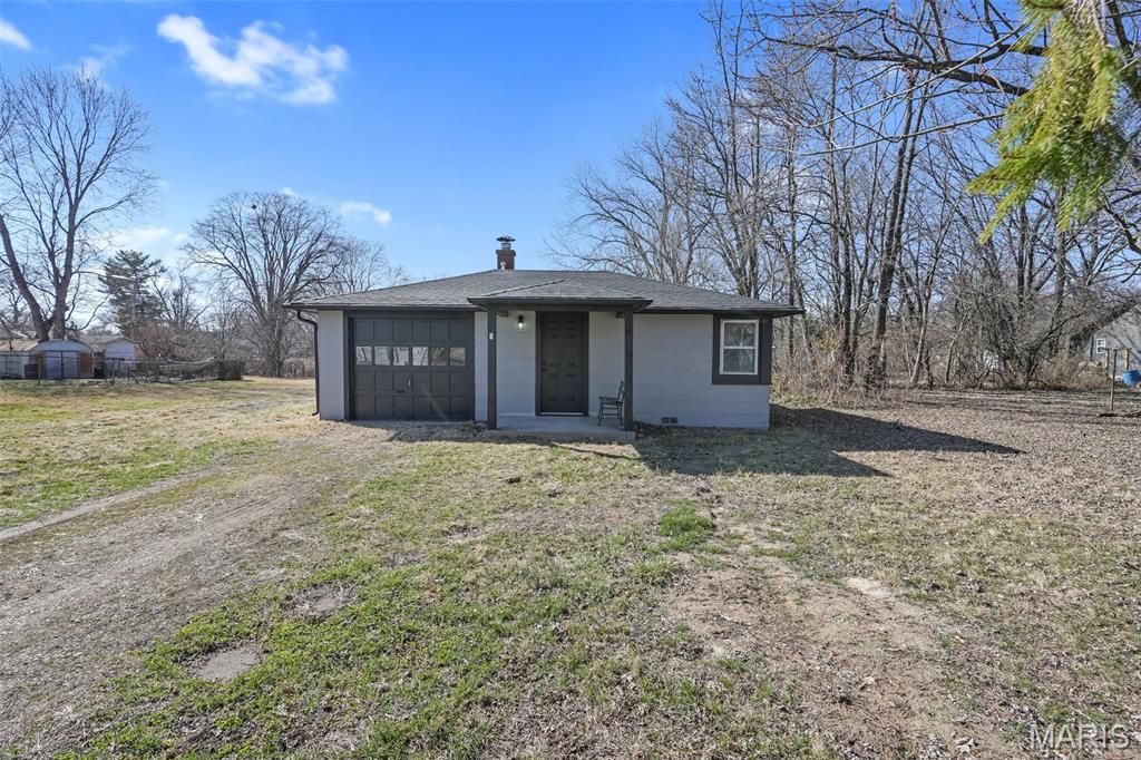 6 Irma Lane, Fairview Heights, IL 62208