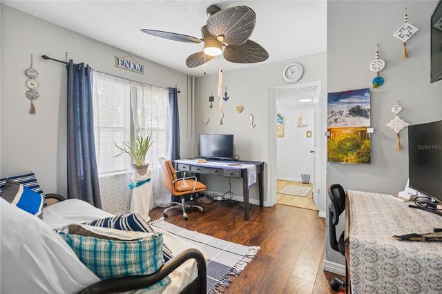 221 AVENUE L NE, Winter Haven, FL 33881