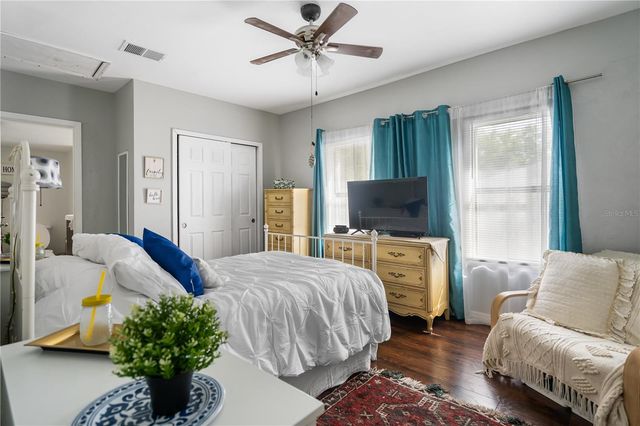 221 AVENUE L NE, Winter Haven, FL 33881