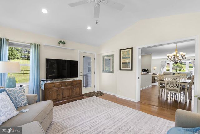 5140 PERRY RD, Mount Airy, MD 21771