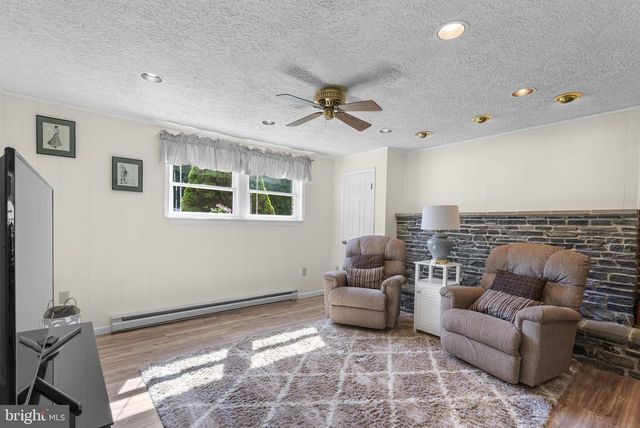 5140 PERRY RD, Mount Airy, MD 21771