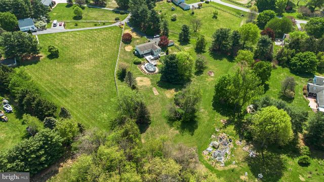 5140 PERRY RD, Mount Airy, MD 21771