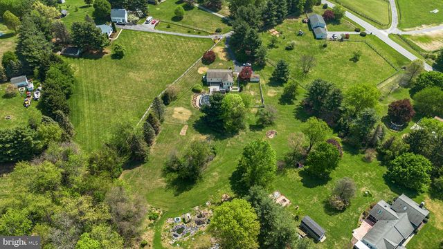5140 PERRY RD, Mount Airy, MD 21771