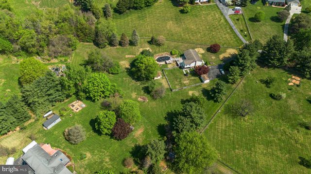 5140 PERRY RD, Mount Airy, MD 21771