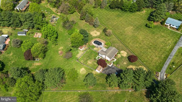 5140 PERRY RD, Mount Airy, MD 21771